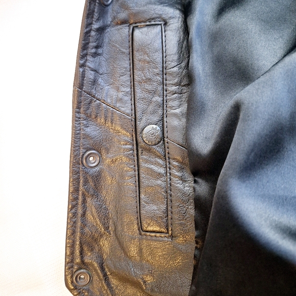 Vintage Branded Garment Inc."The Joe Camel" Biker core leather vest size XL. - Picture 11 of 12